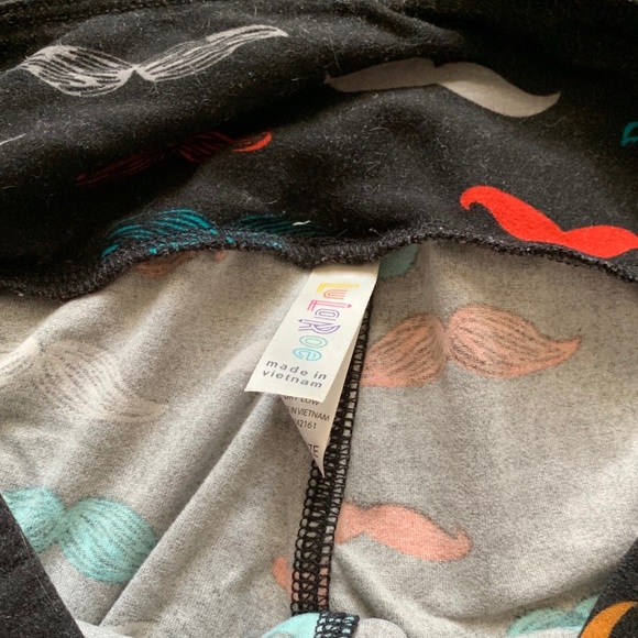 Lularoe One size Mustache Leggings - Picture 3 of 3